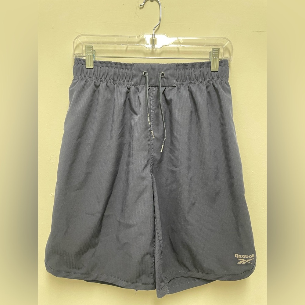 Reebok Navy Blue Sports Shorts Size Small Men Youth
